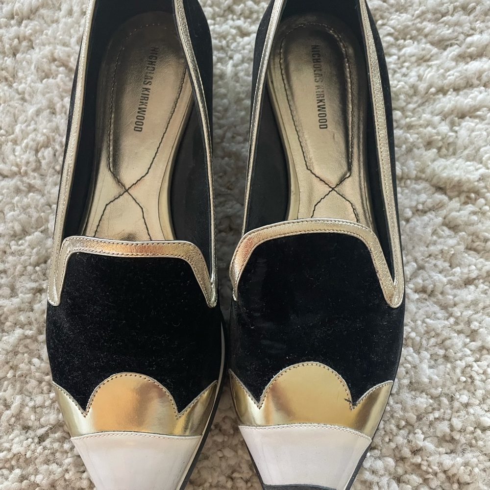 Stunning Nicholas Kirkwood flats never worn!